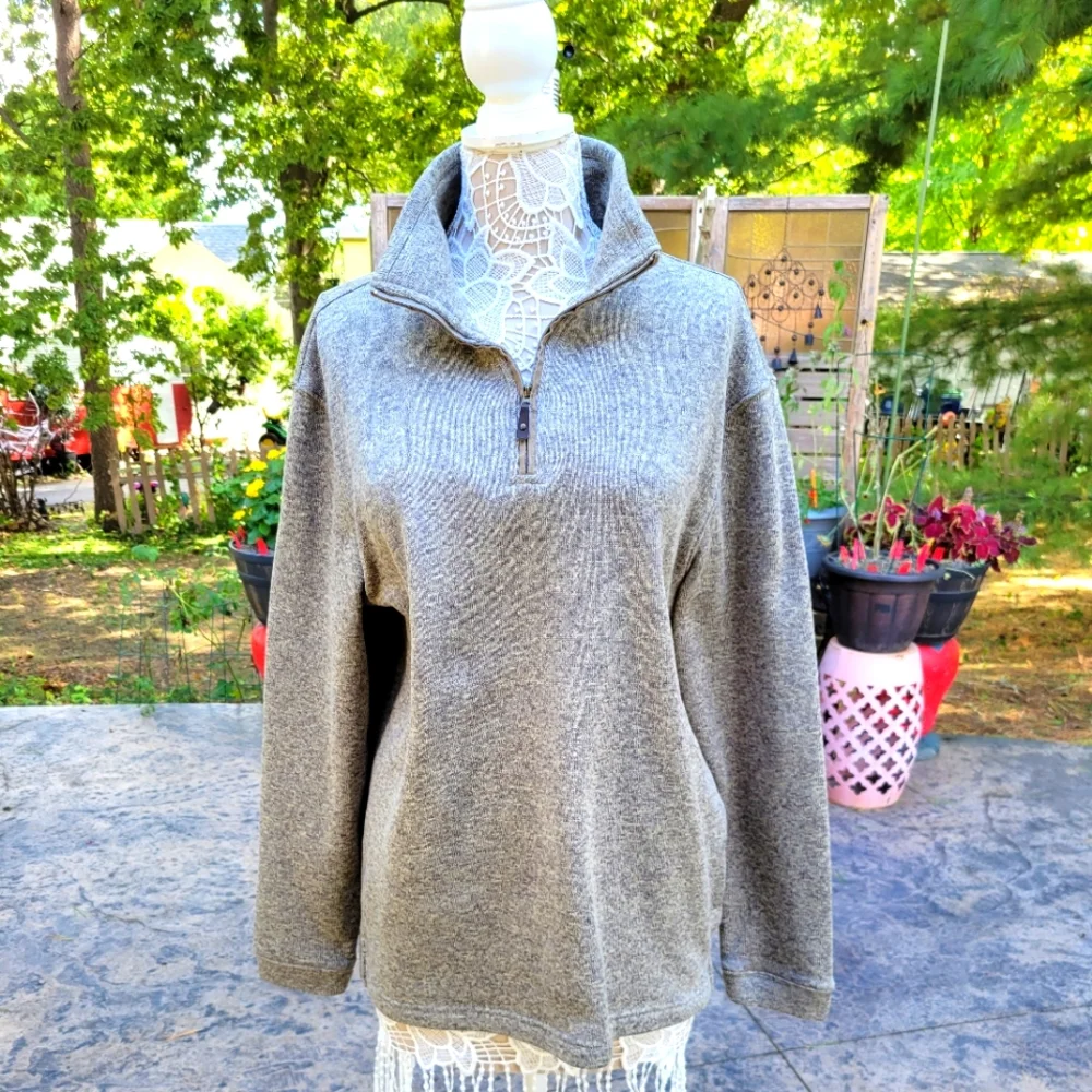 Haggar in Motion pullover sweater with 1/4 front zip - Picture 1 of 7
